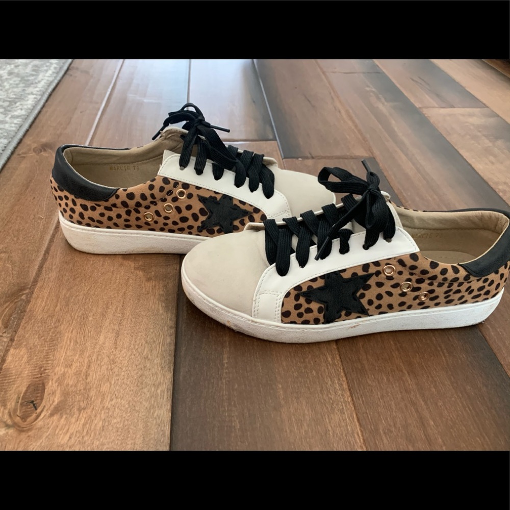 Boutique sneakers
